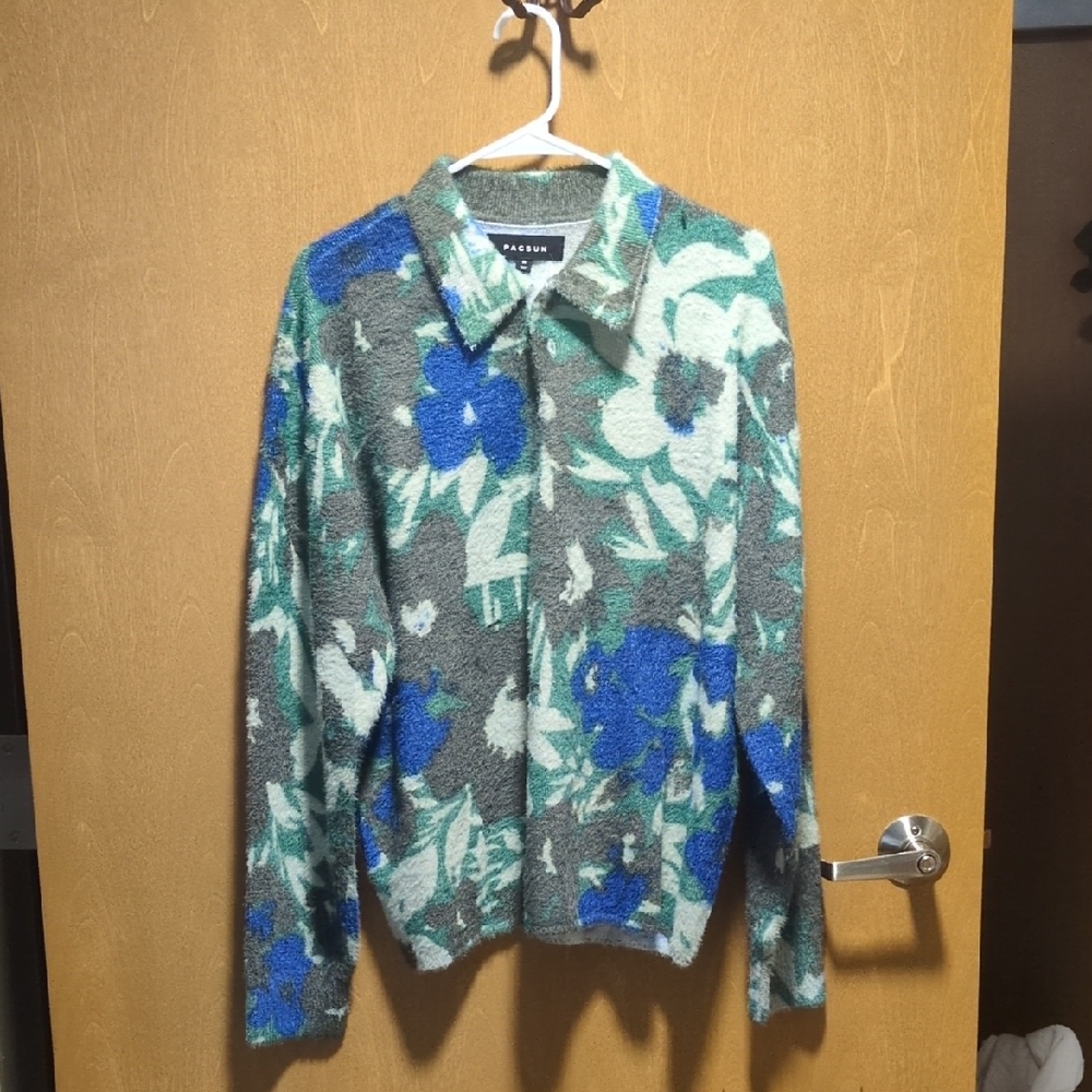 NWT PacSun Eyelash Polo Sweater - Perfect for Adding a Super Soft Pop of Color